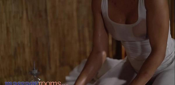  Massage Rooms Big ass Latina Canela Skin lesbian scissoring with Aria Rossi